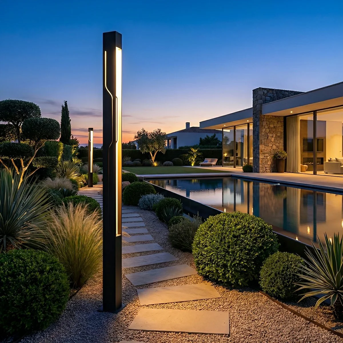 Mecha Modern Ash Black Rectangle LED Column Outdoor Pole Street Light - Image 6