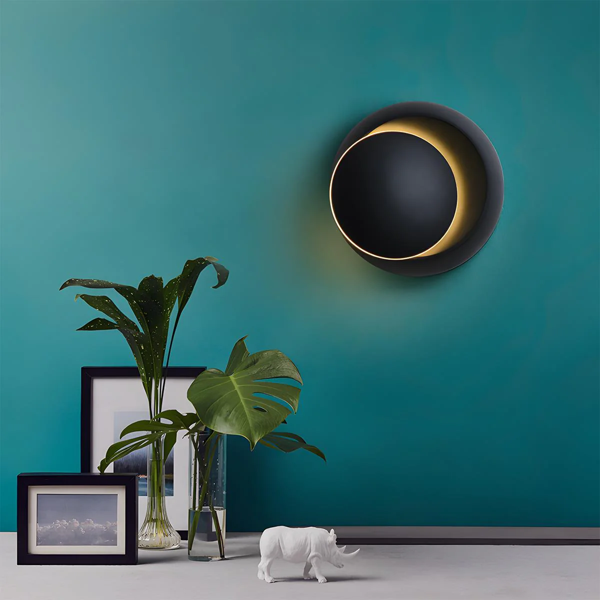 Modern Adjustable Moon Eclipse Creative LED Wall Sconce - Image 4