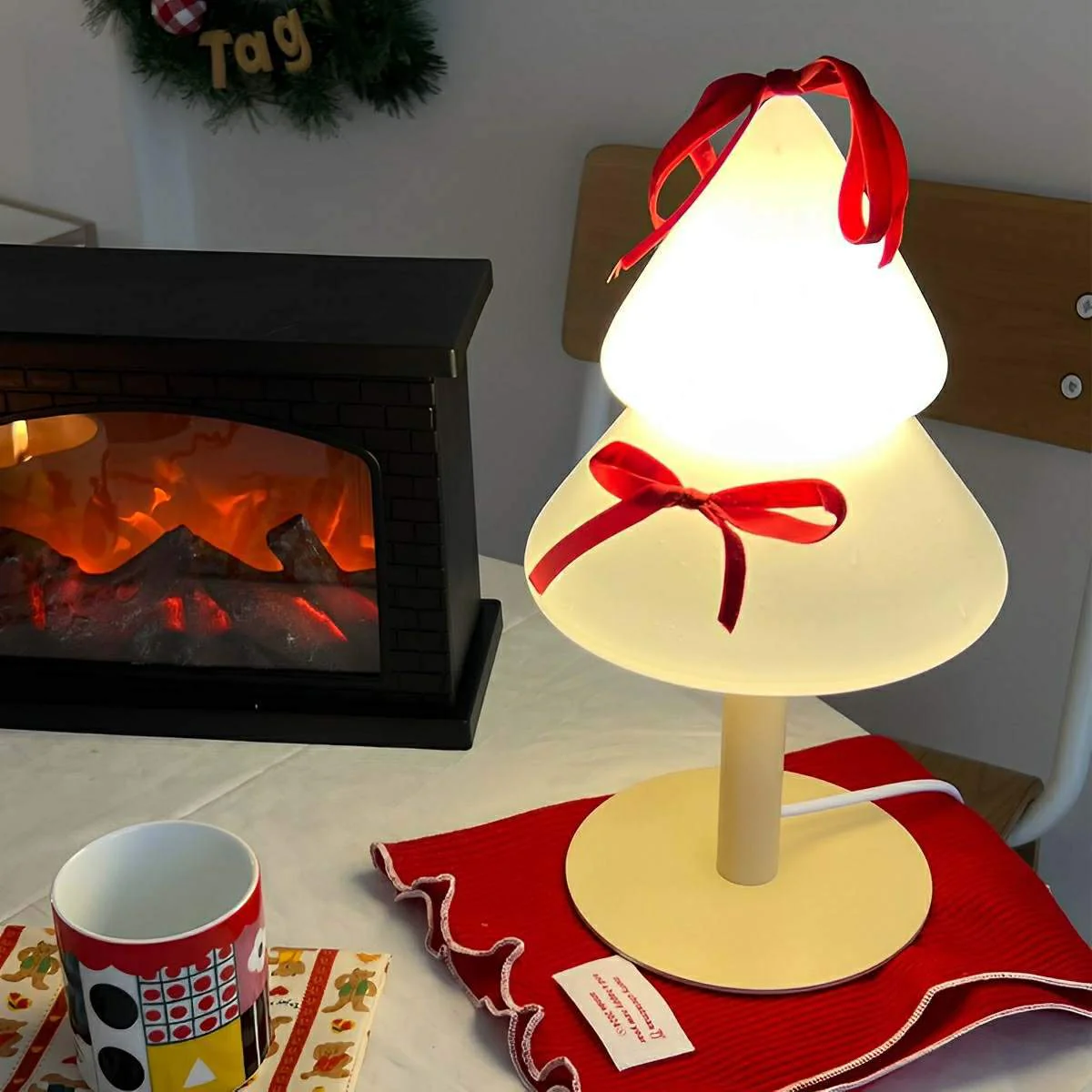 Modern Christmas Tree Glass LED Table Lamp Plug In - Image 5