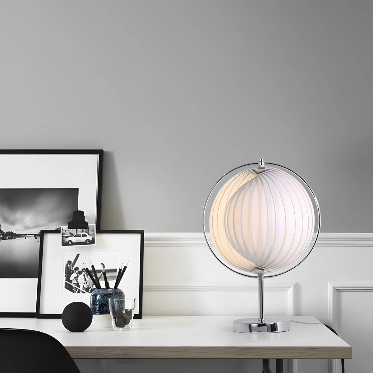 Modern Ins Pleated Blinds Globe LED Floor Lamp - Image 4