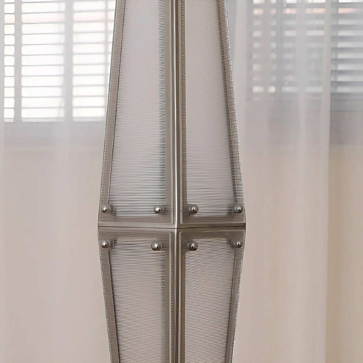 Modern Minimalist Diamond-Shaped Dimmable LED Floor Lamp - Image 5