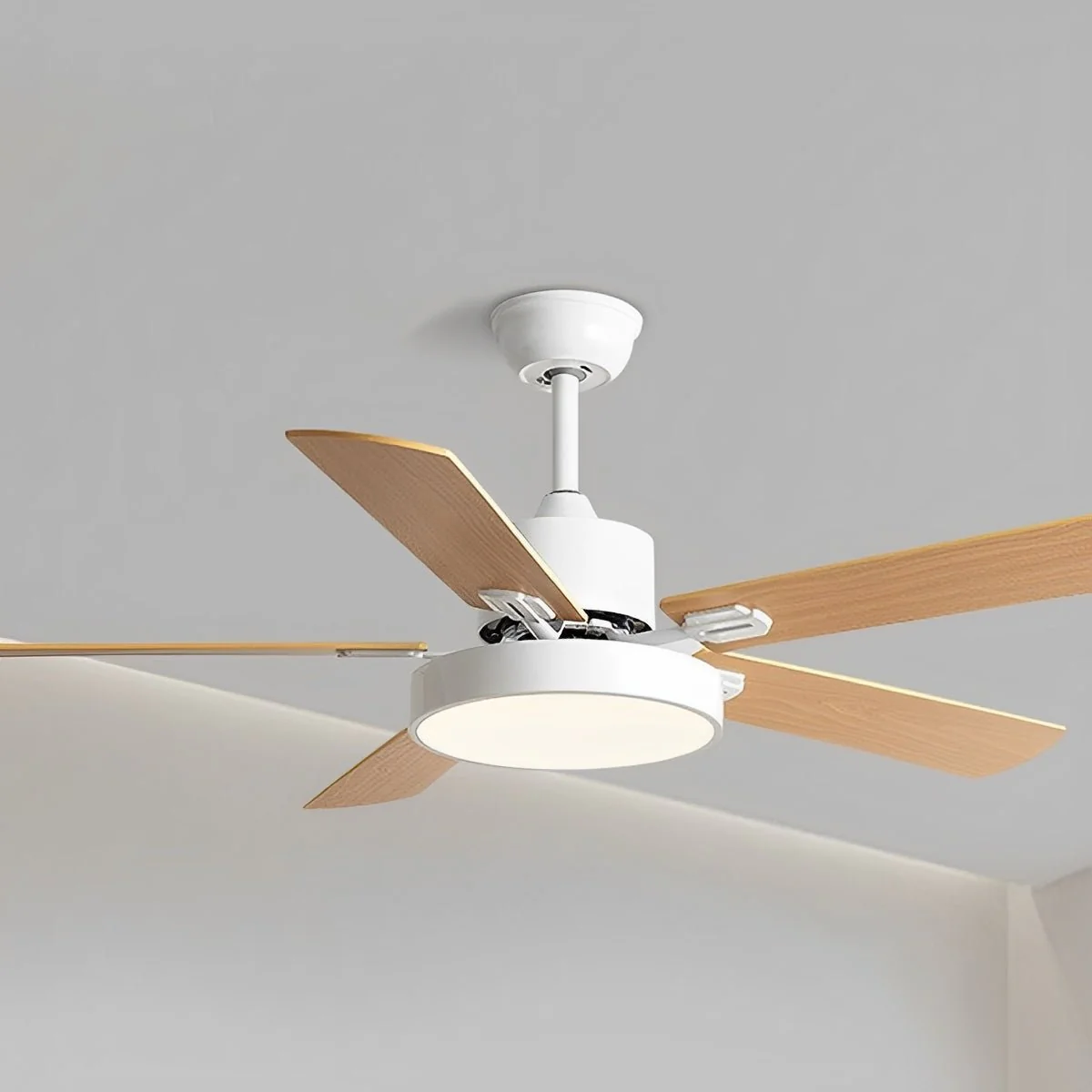 Modern Minimalist 6-Speed Reverse Frequency Conversion DC Motor Ceiling Fan Light - Image 16