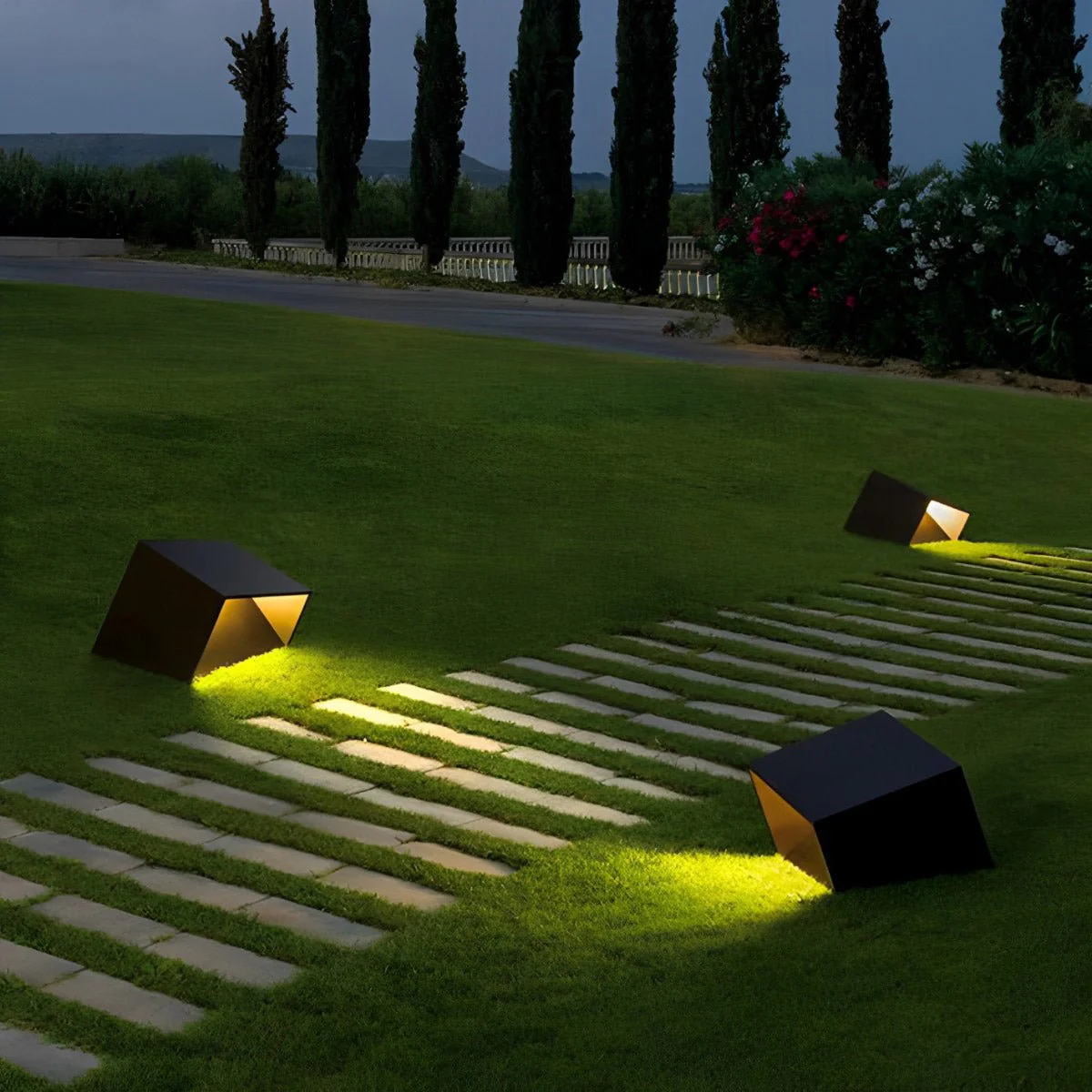 Modern Cube Garden LED Outdoor Post Light - Image 10
