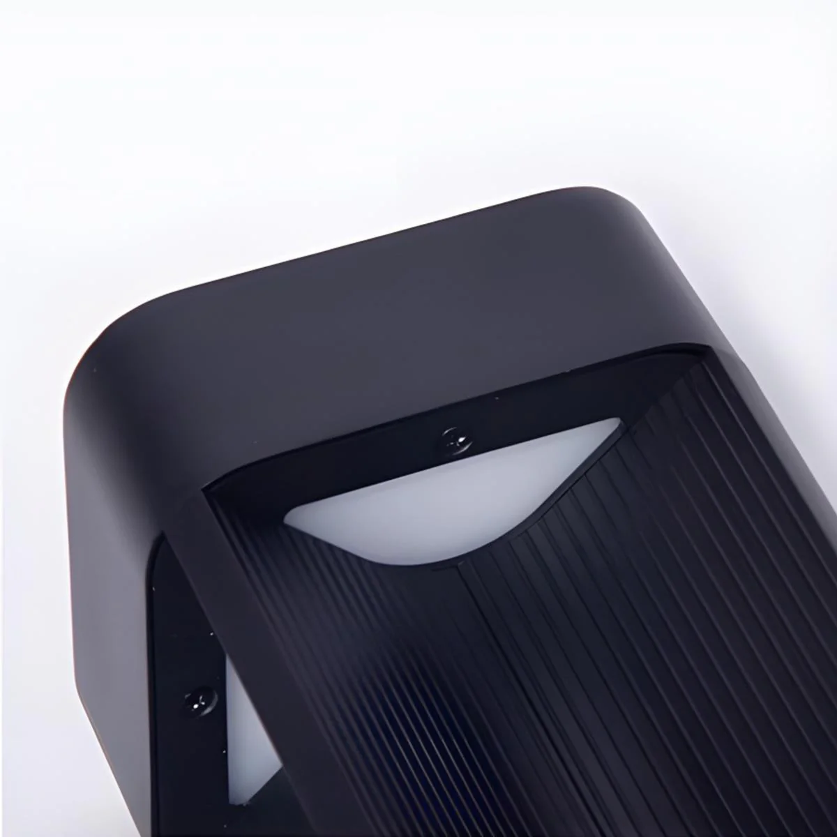Modern Rectangular LED Outdoor Landscape Lighting - Image 10