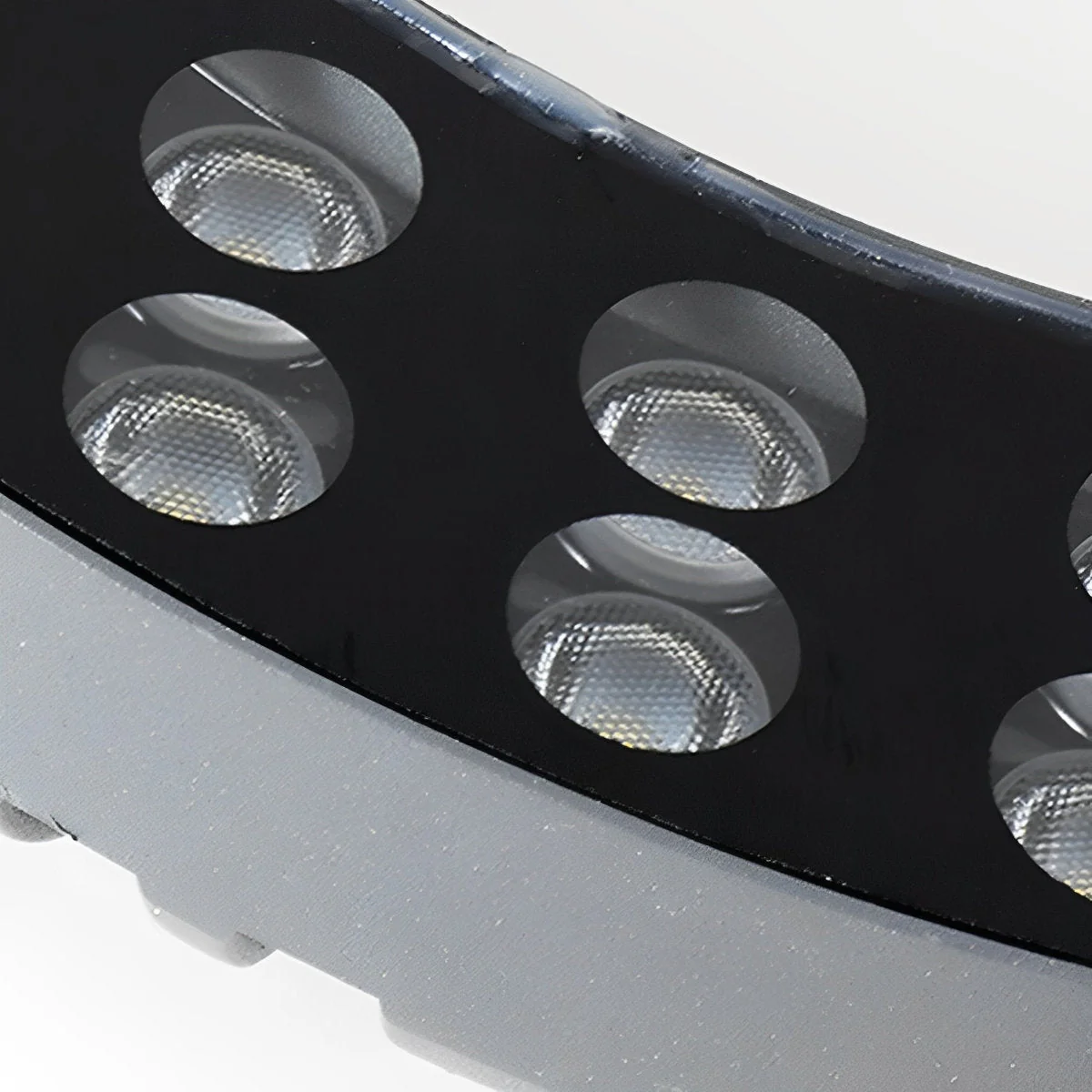 Outdoor Waterproof LED Arc Spot Lights for Trees Lawn - Image 11