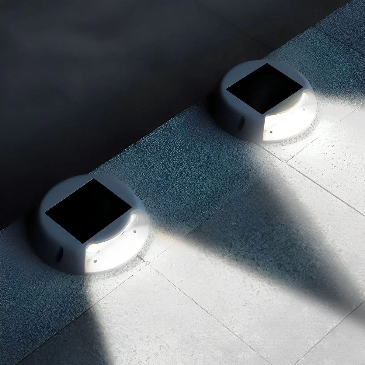 Solar Deck Stair Lights LED Outdoor Step Lights - Image 3