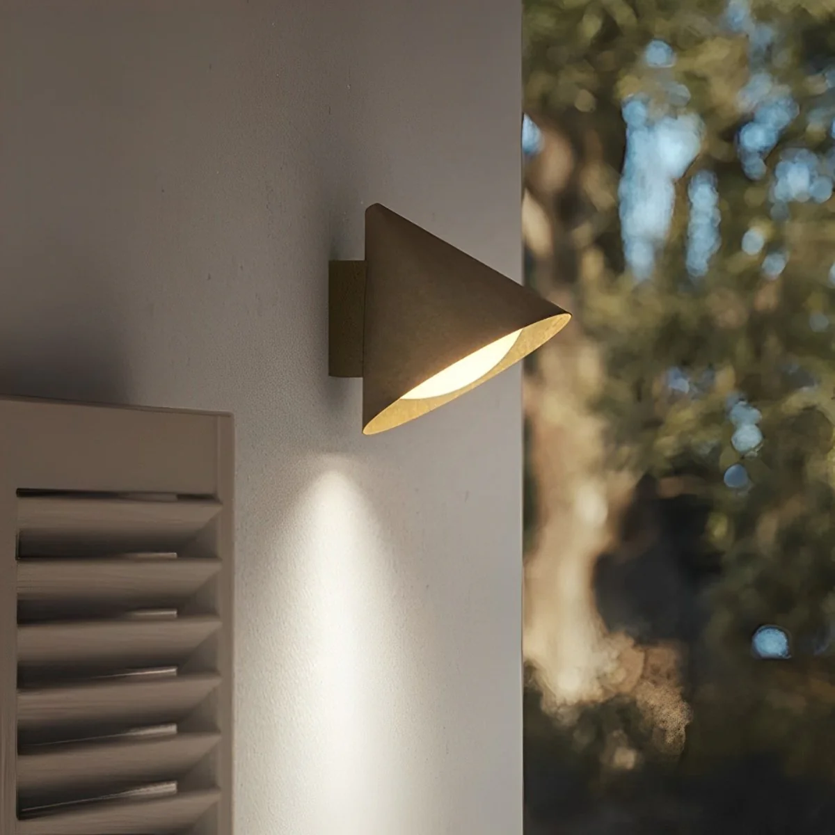 Solar Waterproof Modern Minimalist Bell LED Outdoor Wall Sconces