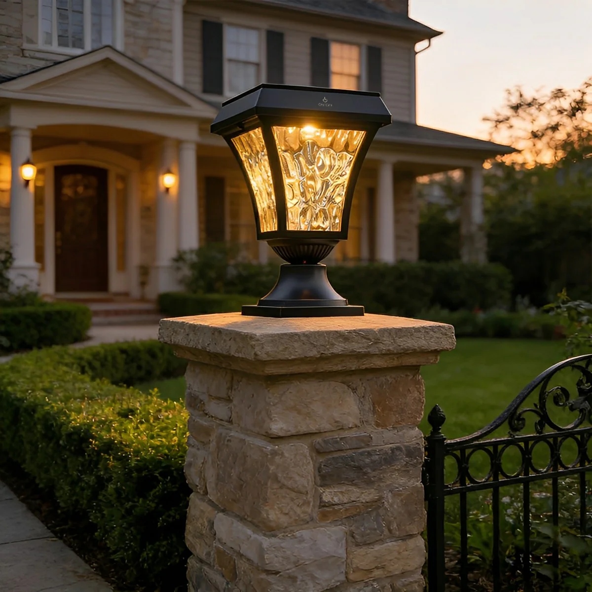 Solar Waterproof Water Wave Lampshade LED Outdoor Post Lights