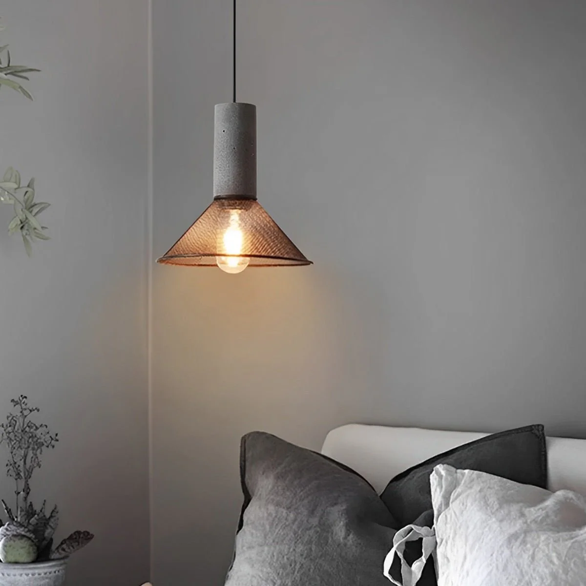 Vintage Minimalist Industrial Iron Mesh Bar LED Pendant Lights - Image 3