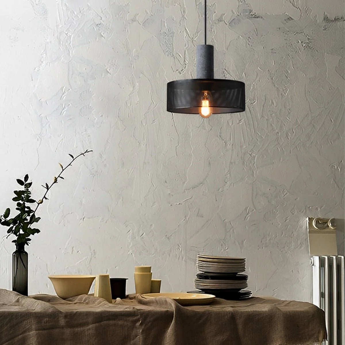 Vintage Minimalist Industrial Iron Mesh Bar LED Pendant Lights - Image 4