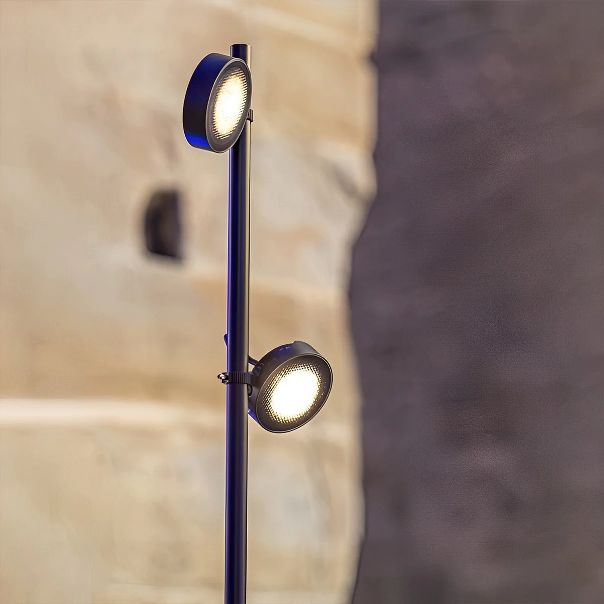 Modern Outdoor Pathway Lighting - IP65 Waterproof Aluminum Street Lamp - Image 4