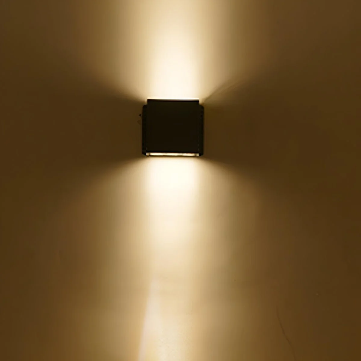 Waterproof Modern Up&Down LED Outdoor Wall Washer Spot Lights - Image 8