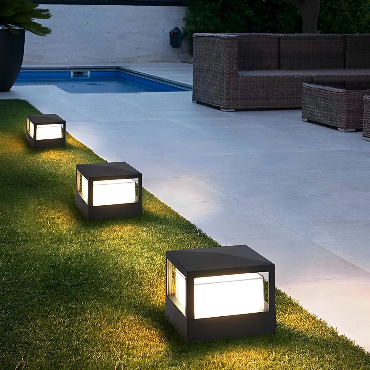 Waterproof Modern Square Outdoor Post Cap Light Fence Landscape Light - Image 2