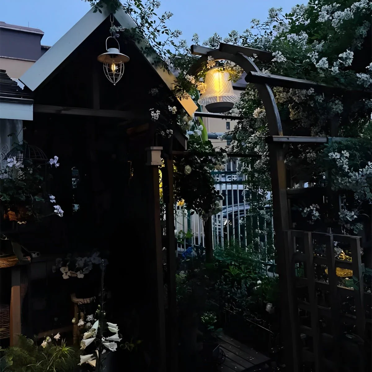 Waterproof Solar Bell Shape Outdoor Hanging Lights for Porch Garden - Image 3