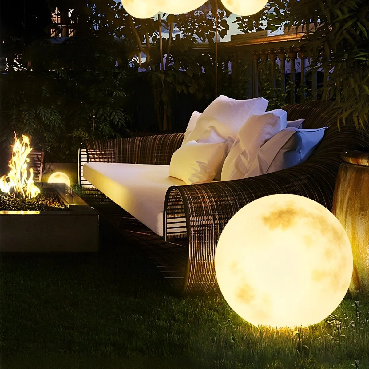 Waterproof Moon Ball Lights Garden Landscape Lawn Lights - Image 4