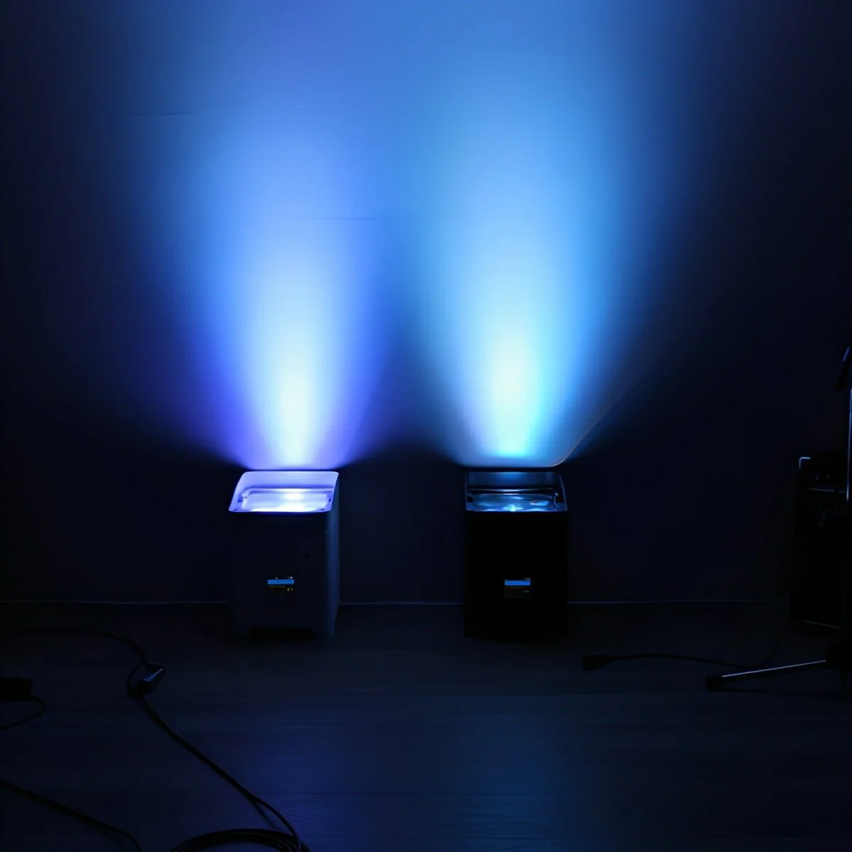 Wireless WiFi 2.4G LED Spot Light Ambient Lighting - Image 8